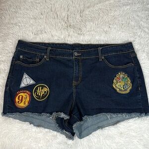 Torrid Harry Potter Embroidered Patch Denim Shorts